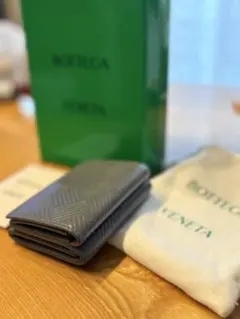 BOTTEGA VENETA グレー 三つ折り財布
