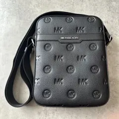 MICHEAL KORS メンズ COOPER ロゴ デボス フライトバッグのサムネイル