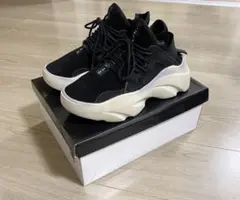 MOHI ブラック スニーカー　スエード　厚底　37のサムネイル