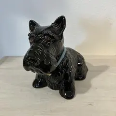 イギリス製　陶器　スコティッシュテリア　黒　置物　WADE 　犬　フィギュリン
