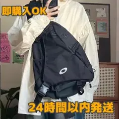 【新品未使用✨】ボディバック　ワンショルダーバッグ　ブラック　通勤　通学　Y2K