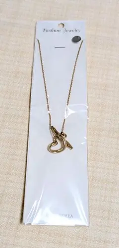 ネックレス　ゴールド　ハート　ダブルチャーム