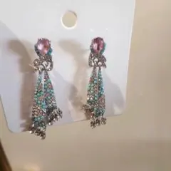 Item thumbnail for item 49b99541-7a1f-4711-b74c-1e03faba79b3