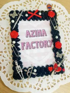 【❤︎病みかわ】硬質ケース トレカケース ハンドメイド ゴシック ホイップデコ