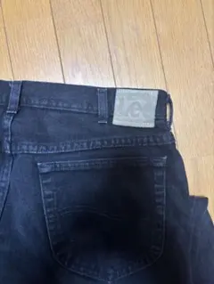 Lee ブラック　ストレートデニムパンツ