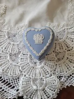 Wedgwood ジャスパー ハート型 小物入れのサムネイル