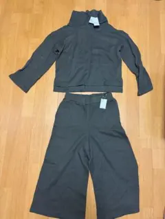 ジャニス 新品タグ付き テレコ起毛カーキパンツセットアップMサイズ