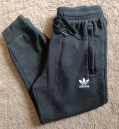 adidasパンツ120