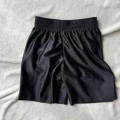 キッズ150スポーツウェアハーフパンツ黒　TIGORA