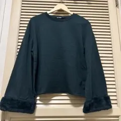 ZARA TRAFALUC ダークグリーン ファー付きトップス　A