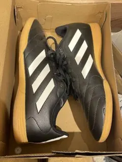 【新品近い】adidas フットサルシューズ ブラックのサムネイル
