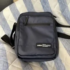 umbro アンブロ ショルダーバッグ ネイビー