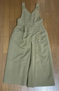 カーキ サロペット 調整可能ストラップ