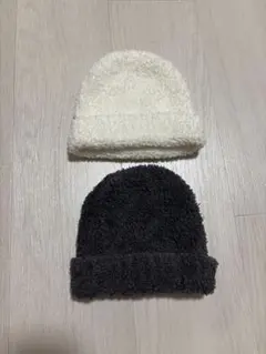 カシウエア　ベビー帽子　ダークグレー・ホワイト