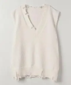 【新品未使用】JEANASIS ミニフェザークラッシュベスト　オフホワイト