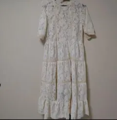 ペチコート付き半袖フラワーレースティアードワンピース