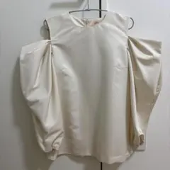 2026年最新】HEVE カットオフショルダーの人気アイテム - メルカリ