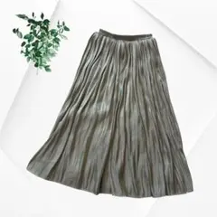 美品 マジェスティックレゴン メタリックプリーツロングスカート グリーン Mのサムネイル
