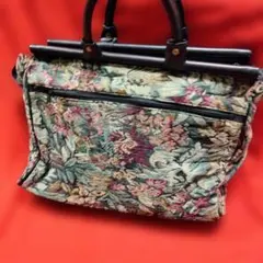 Item thumbnail for item 2eaa8d5a-cad0-43c0-80f9-50f05de7a29b