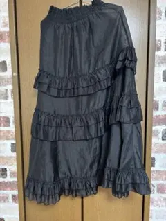 フリル付きブラックシースルーロングスカート