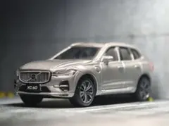 VOLVO V40 CROSS COUNTRY 1/43 ミニカー 模型 - メルカリ