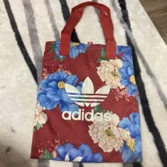 adidas トートバッグ 花柄 トレフォイルロゴのサムネイル