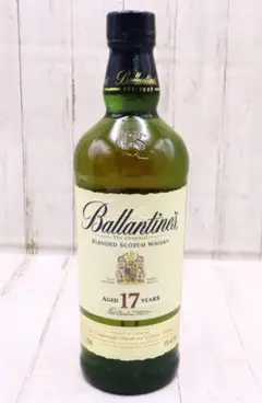【お値下げ/未開封】限定品バランタイン 17年ディスティラリー お値下げ/未開封】限定品バランタイン 17年ディスティラリー