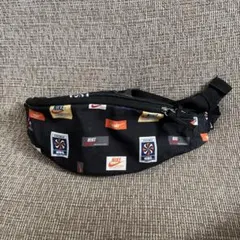 Nike ロゴプリント ウエストポーチ