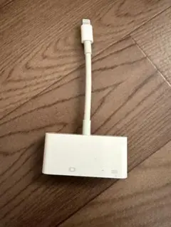 Apple純正Lightning to VGA Adapter