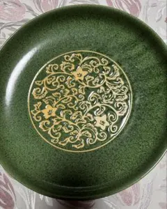 緑色 花模様 皿