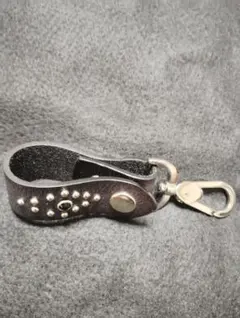 ブラックレザー キーホルダー スタッズ付き