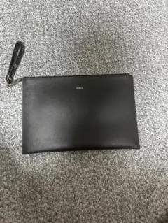FURLAクラッチバッグ