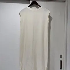 ナチュラルクチュール　ワンピース　ノースリーブ　ワッフル　アイボリー