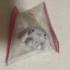 サンリオキャラクターズおすわりインテリアミニフィギュア【シナモロール】