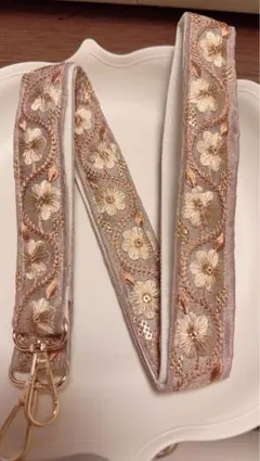 SALE インド刺繍リボン　ショルダーストラップ　幅2.5 ハンドメイド