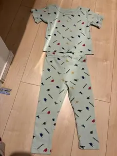 ベビーパジャマ　パジャマ　子供恐竜柄ミントグリーンパジャマ