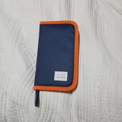 BEAMS DESIGN パスポートケース ネイビー