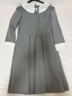 by LOVEiT バイラビット フォーマルワンピース グレー 白襟 卒服