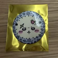ちいかわ　トレーディング　ギラギラ缶バッジ　ラッコ