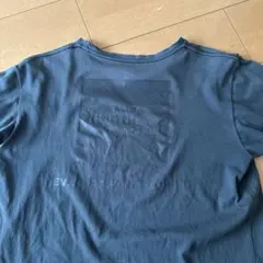 ボックスロゴ Tシャツ