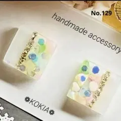 No.129 ハンドメイド ピアス イヤリング　白　スクエア　レジン