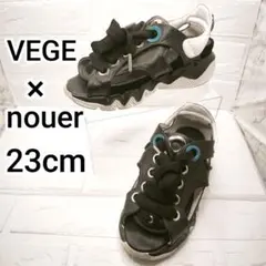 【美品】VEGE × nouerコラボ スニーカーサンダル 黒 23cm 厚底のサムネイル