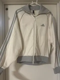 adidas ジャケット　ブルゾン　パーカーのサムネイル