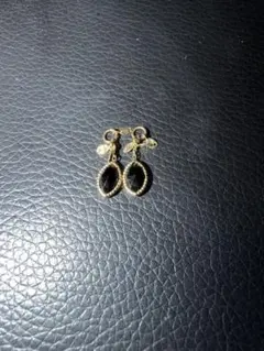 agete ピアス(両耳用)