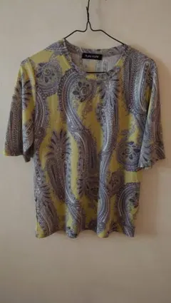 (難アリ品)PURE ROSE ペイズリー柄 半袖Tシャツ イエローグレー