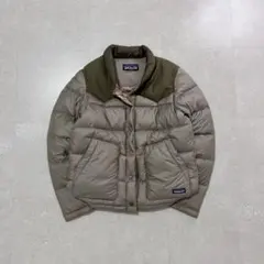 Patagonia down jacket flower M