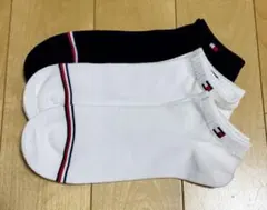 トミーヒルフィガー ソックス 3足セット ホワイト ブラック
