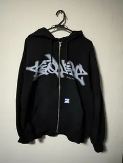 SEQUENZ ジップパーカー