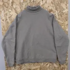 タートルネック スウェット