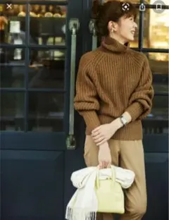 ユニクロ タートルネック タグ付き新品